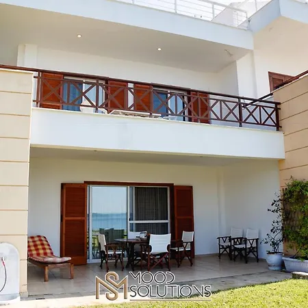 بيت للعطل Aiolis Fourka Moodsolutions Living