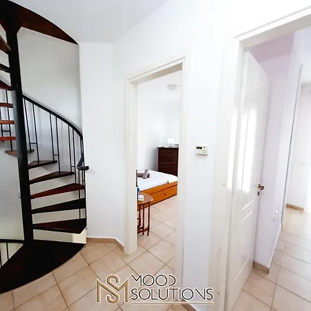 بيت للعطل Aiolis Fourka Moodsolutions Living