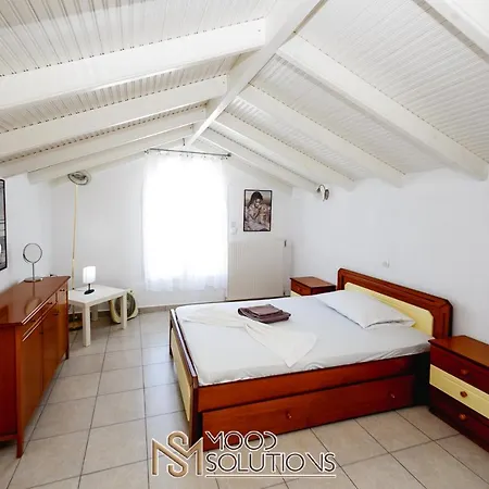 Semesterbostad Aiolis Fourka Moodsolutions Living Skála Foúrkas