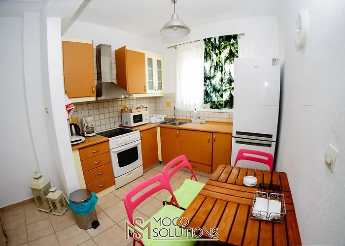 Aiolis Fourka Moodsolutions Living *