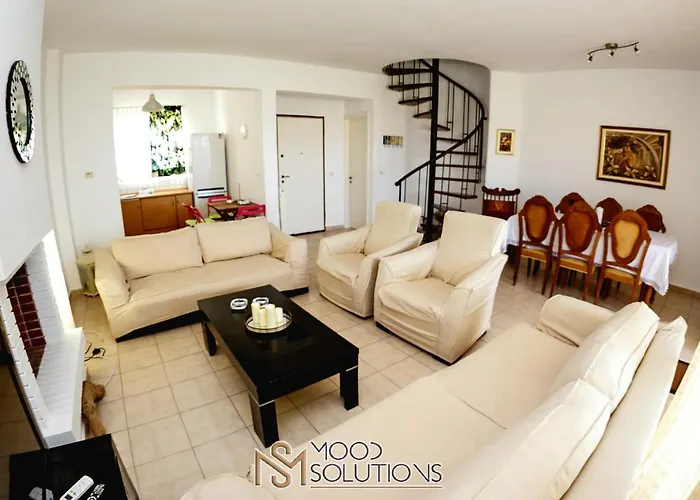 Aiolis Fourka Moodsolutions Living 펜션